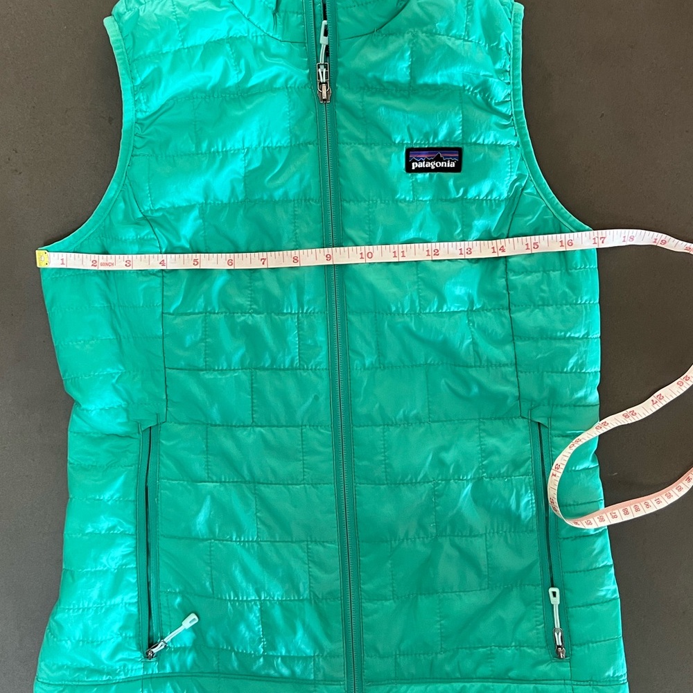 Patagonia Women’s Vest - Picture 11 of 11